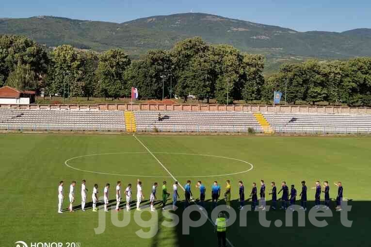 Radnički (Pirot) – Grafičar 0:3 ( 0:1) –